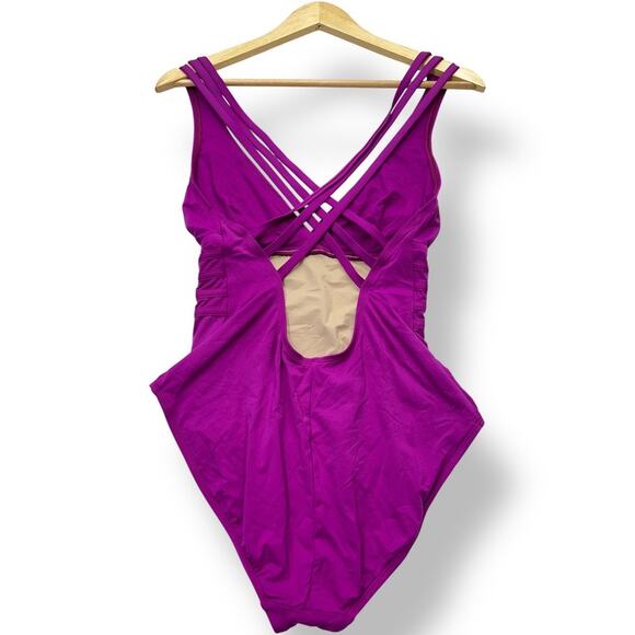 La Blanca Banded Waist Strappy Cross Back One-Piece Swimsuit Orchid Pink 10 - Picture 3 of 5